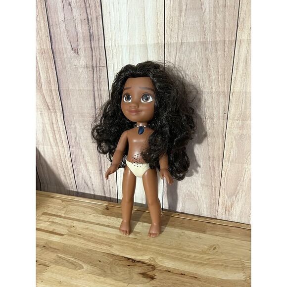 Disney Moana  PRINCESS MOANA Doll Talking Singing Light Up Necklace WORKS! - Picture 1 of 8